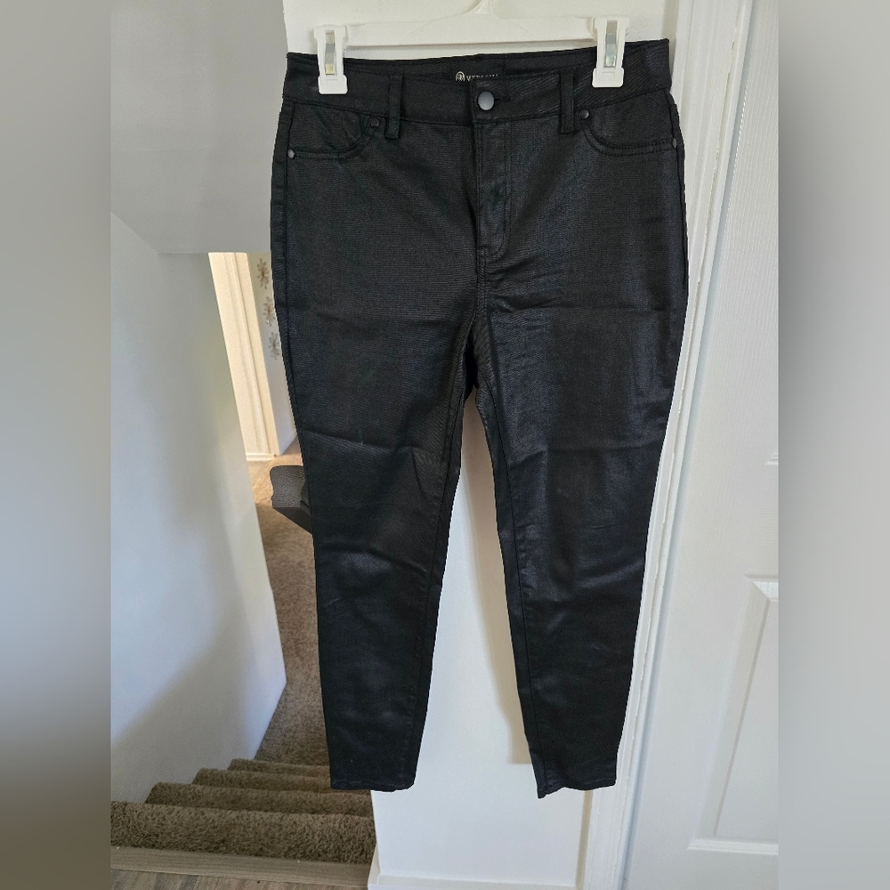 Versona Black Coated Pants
